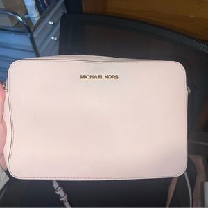 michael kors cross body
